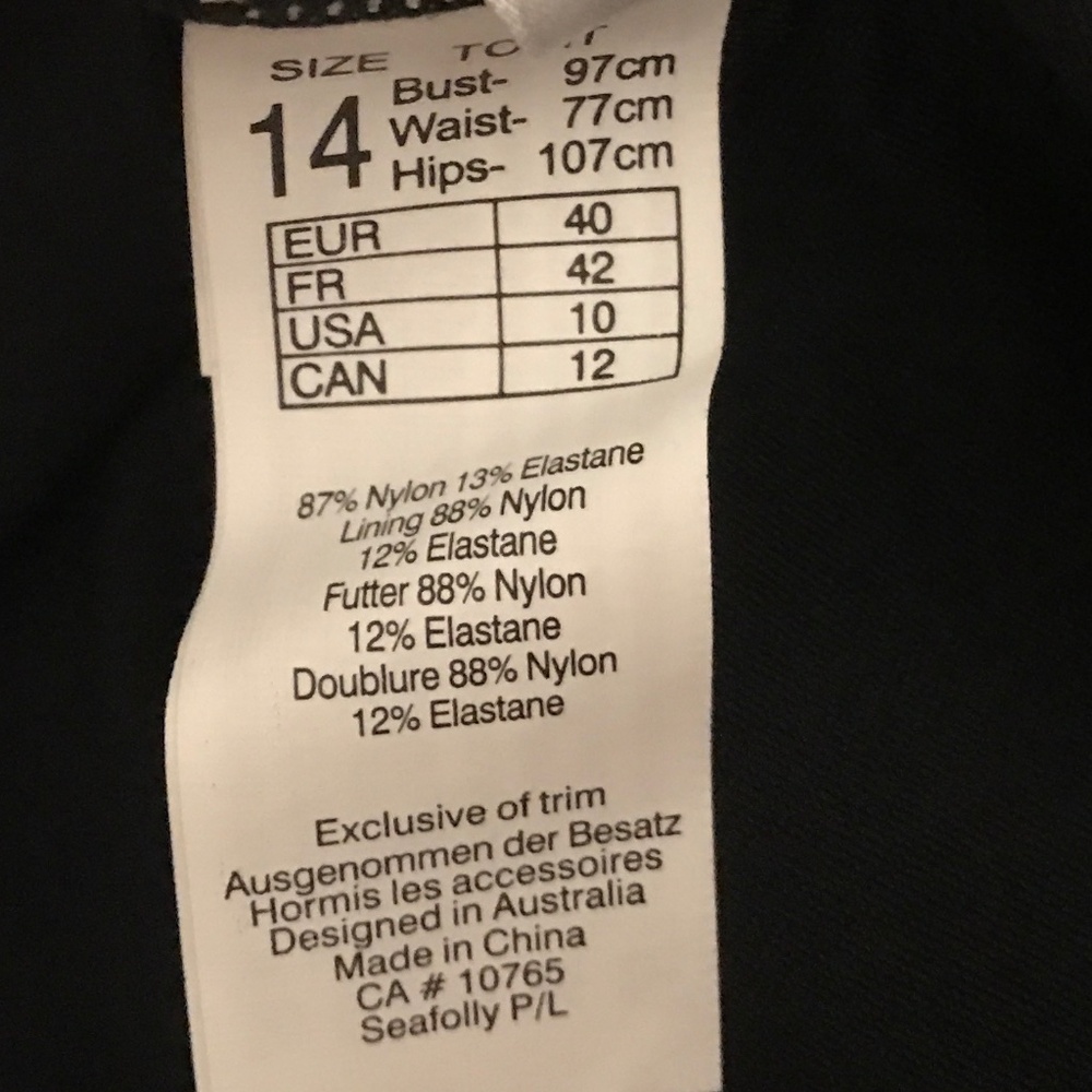 VACATION 🆕 SEAFOLLY BLACK CAP SLEAVE BLACK ONE PIECE - Picture 4 of 12